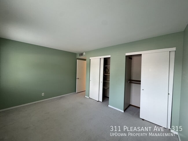 Building Photo - 311 Pleasant Ave