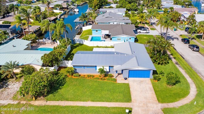 Building Photo - 409 Finch Dr