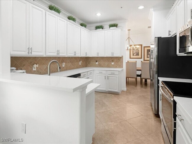 Building Photo - 9476 Napoli Ln