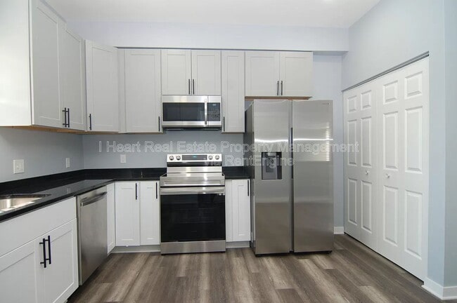 Building Photo - 208 N Guilford Ave