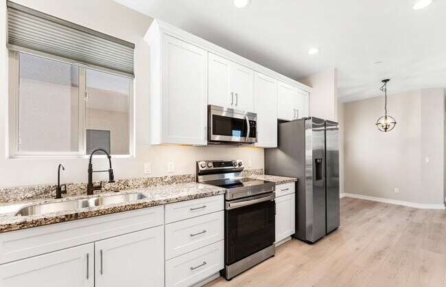 Building Photo - 3448 Oro Grande Blvd
