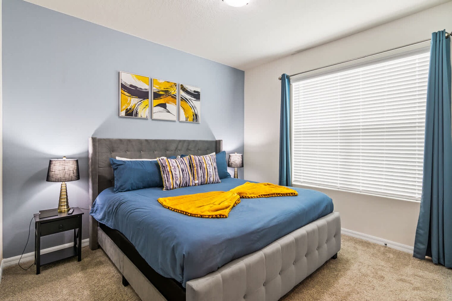 Building Photo - 1828 Tropical Palms Cir
