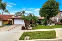 Building Photo - 302 Briar Creek Rd