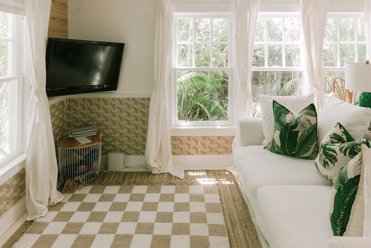 Building Photo - 442 27th St