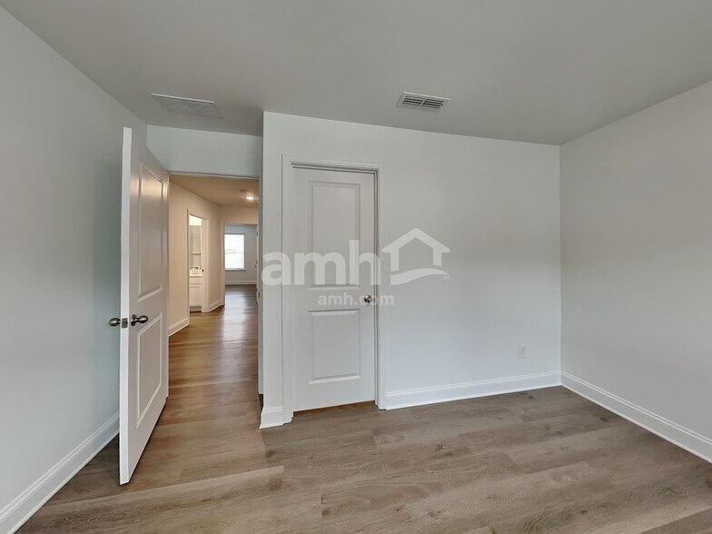 Building Photo - 3514 Jefferson Cor Ln