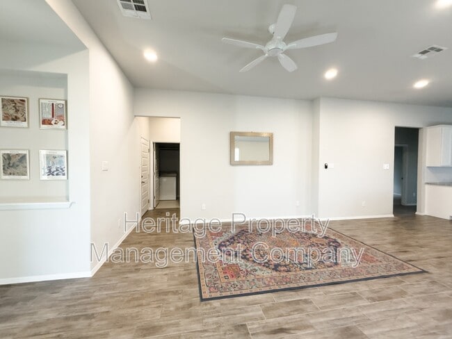 Building Photo - 139 Lyndon Dr