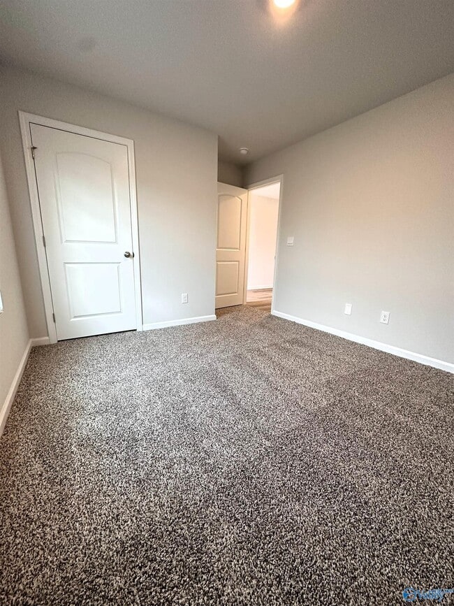 Building Photo - 205 Chubbs Ln