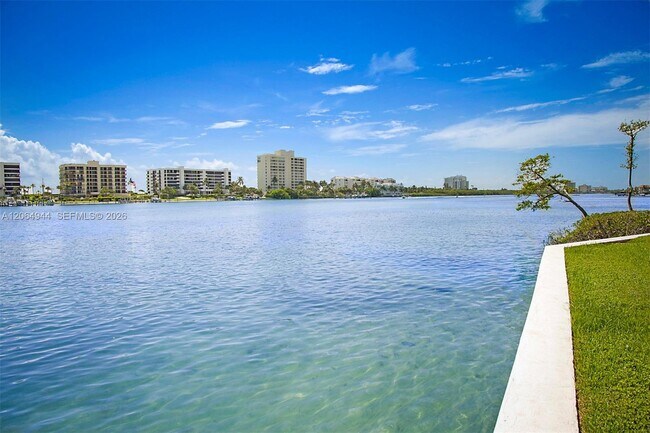 Building Photo - 100 Intracoastal Pl