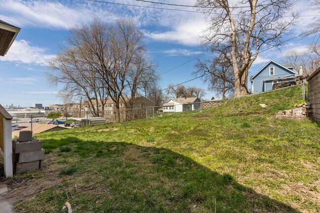 Building Photo - Coming Soon!!