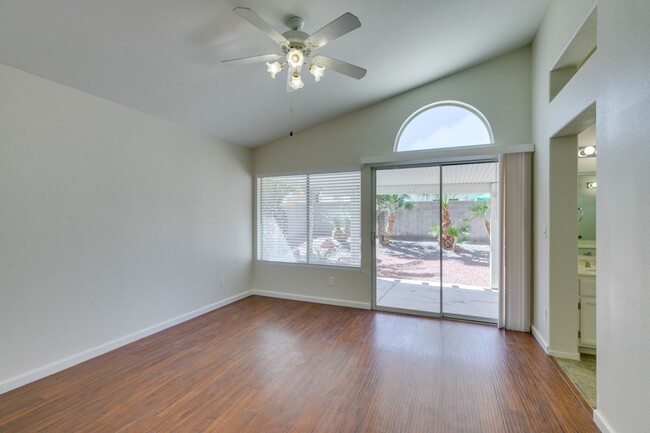 Building Photo - Cozy 3 bedroom single story house in Green Valley