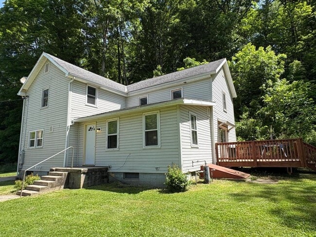 Building Photo - 7624 Bremen Rd