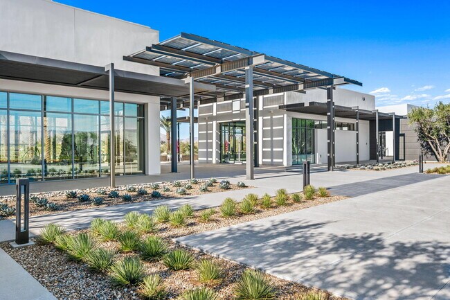 Building Photo - 422 Fountain Dr