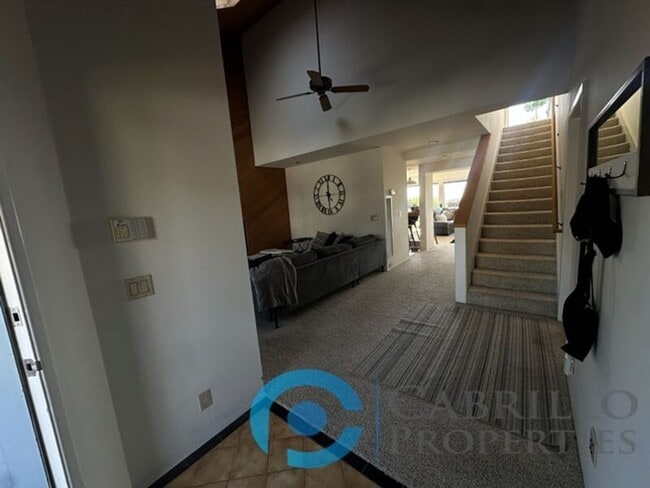 Building Photo - 2620 Deerpark Dr