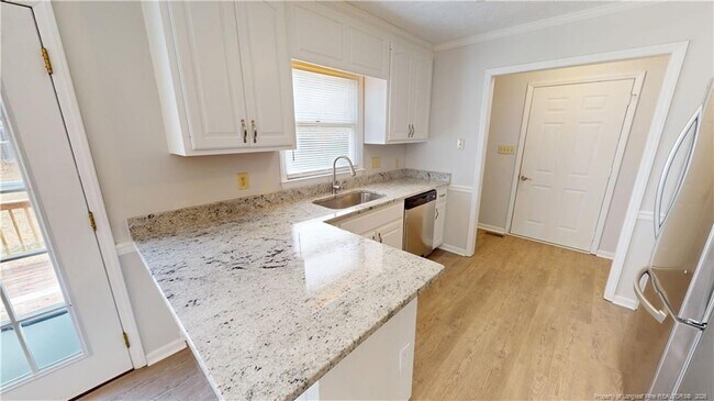 Building Photo - 2561 Lull Water Dr