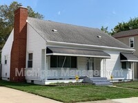 Building Photo - 7428 Deering St