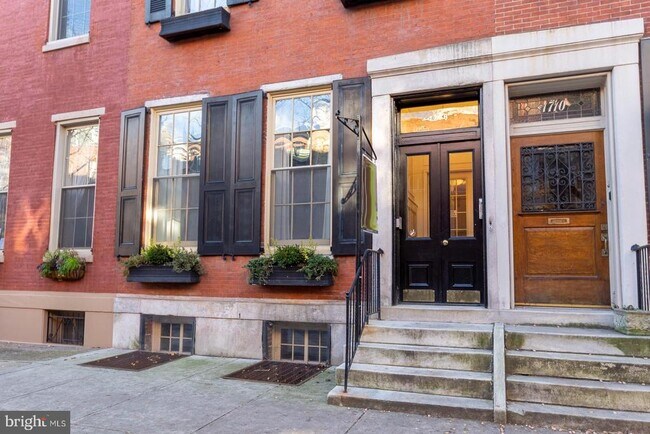 Building Photo - 1708 Pine St