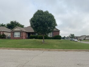 Building Photo - 8888 S 261st E Ave