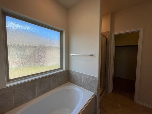 Building Photo - 1001 Hillrose Dr