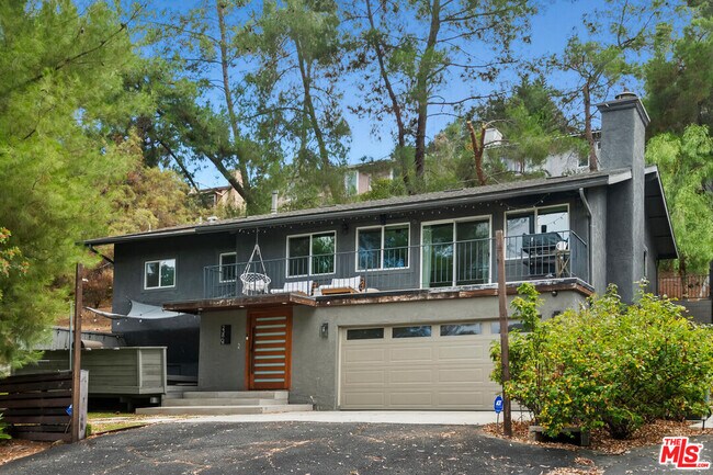 Primary Photo - 23804 Mulholland Hwy