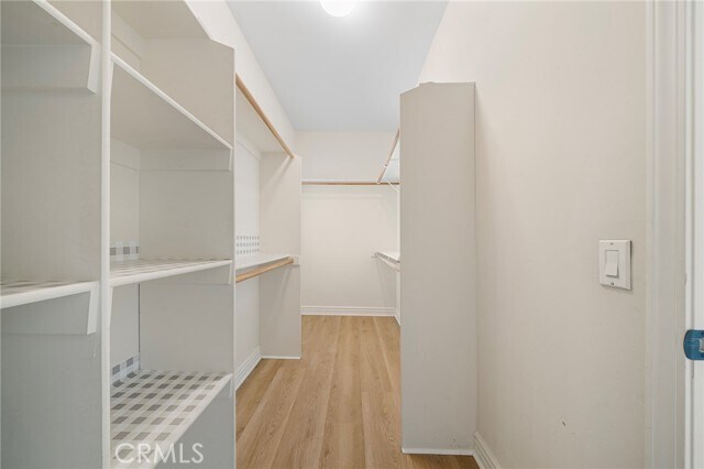 Building Photo - 527 S 5th Ave