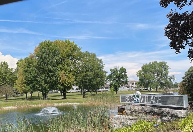 Building Photo - Waterfront! 3 Bedroom, 2 Bath Condo- Erie Village, East Syracuse