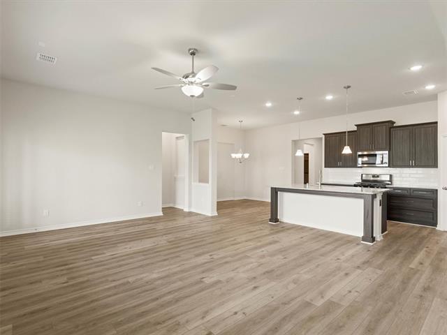 Building Photo - 7001 Mapleshade Way