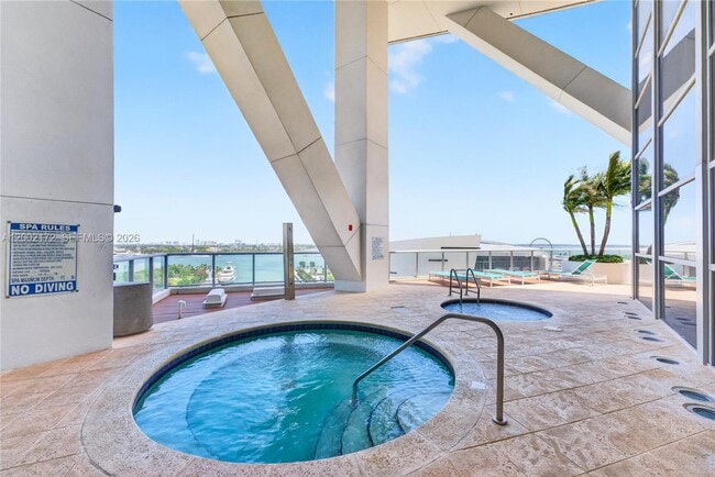 Building Photo - 888 Biscayne Blvd