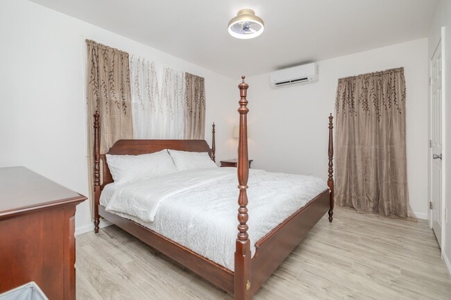 Building Photo - 138 D View Ave