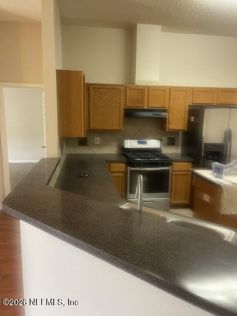 Building Photo - 2130 Willesdon Dr E