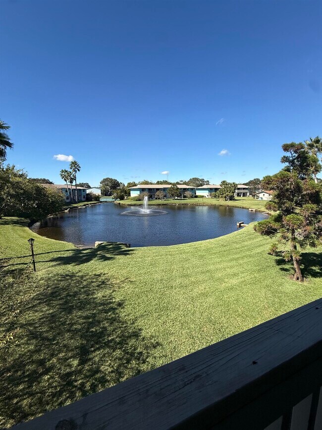 Building Photo - 650 W Pope Rd