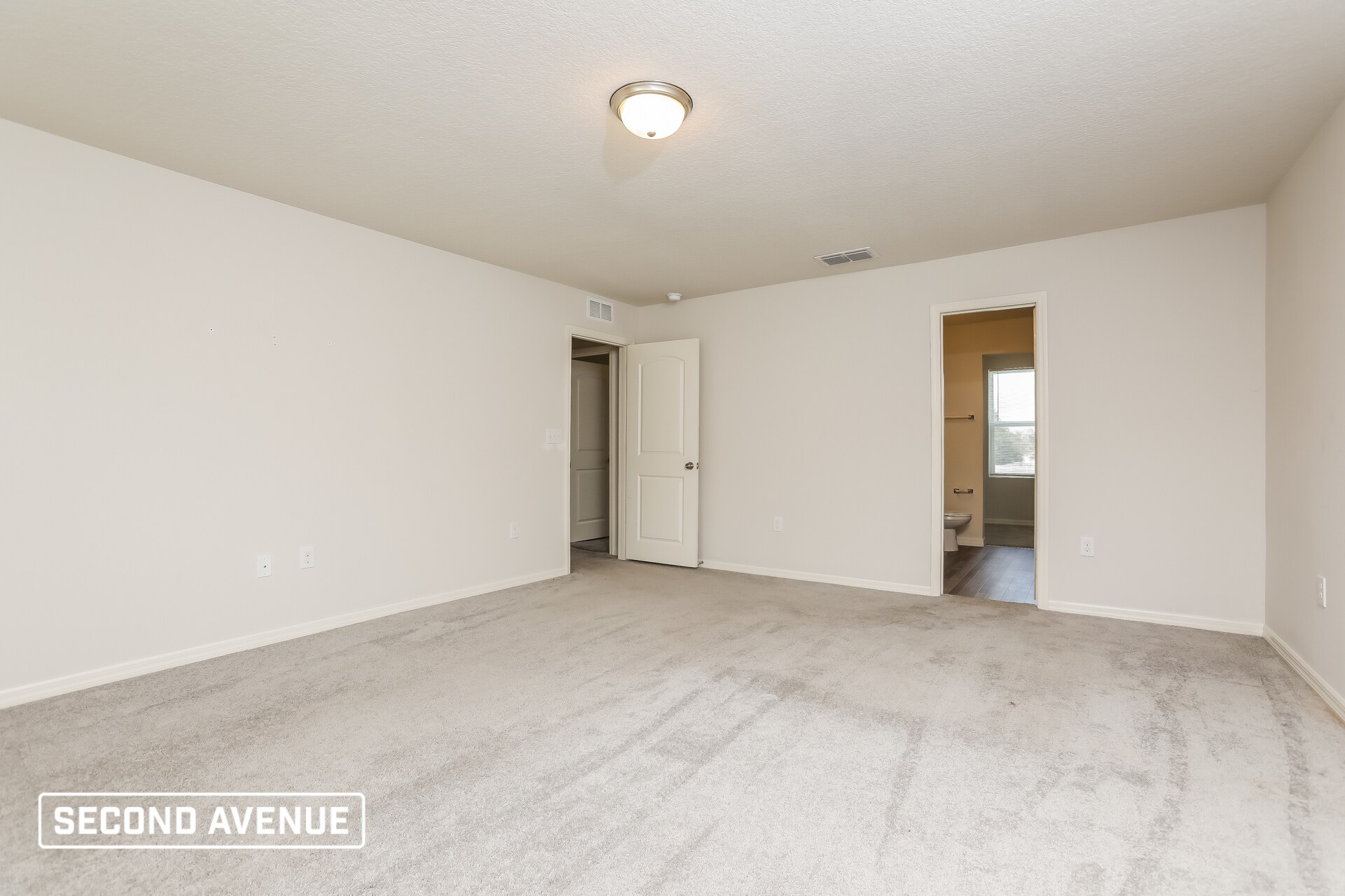 Building Photo - 208 Flounder Pl