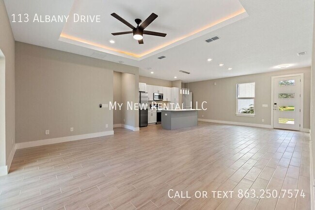 Building Photo - 113 Albany Dr