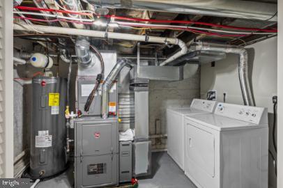 Building Photo - 139 N Lakewood Ave