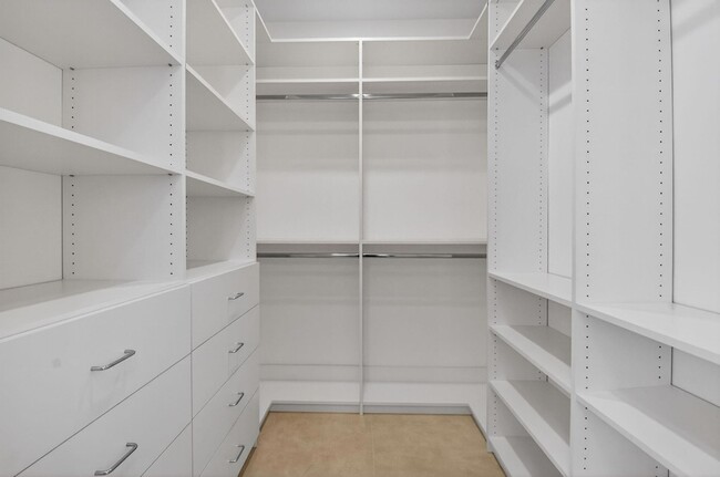 Building Photo - 5537 NW 21st Way