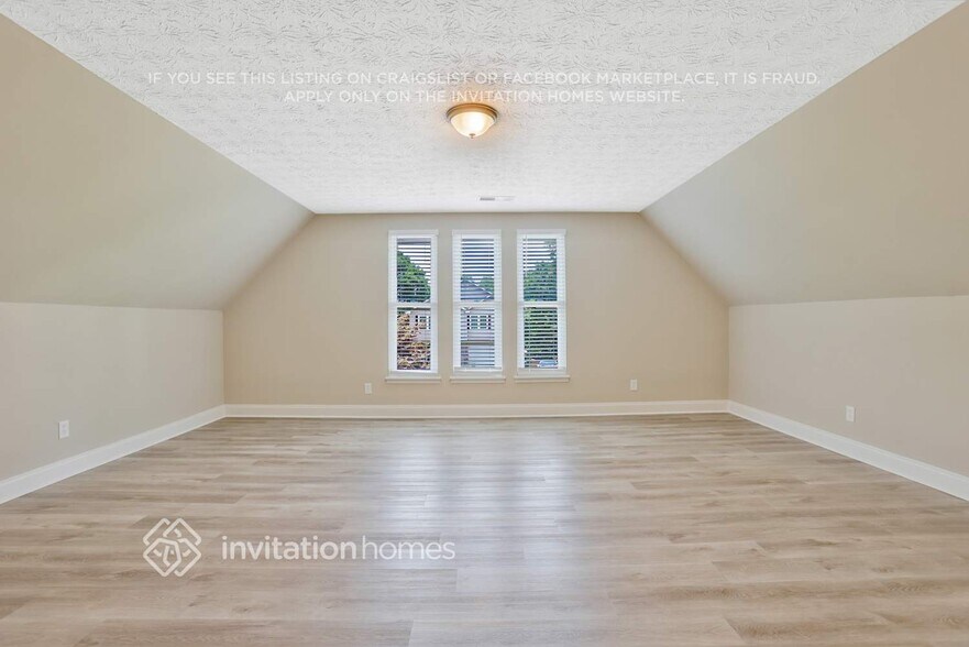 Building Photo - 4995 Bent Creek Ct