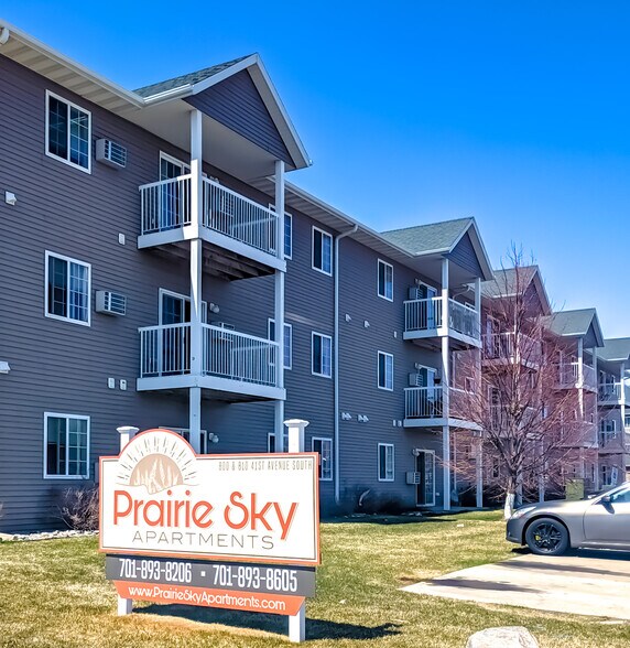 Primary Photo - Prairie Sky Apartments