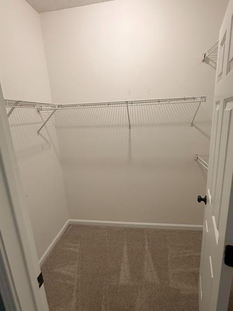 Building Photo - 1424 Rosewood Ln