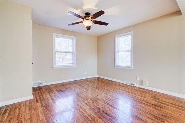 Building Photo - 100 Bleacker Rd