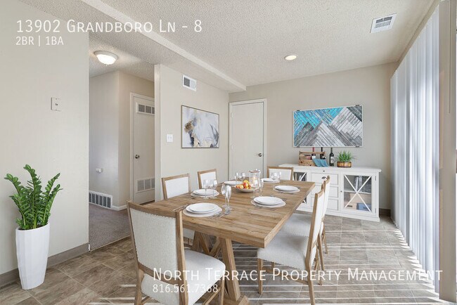 Building Photo - Spacious, Renovated 2 Bedroom in Grandview