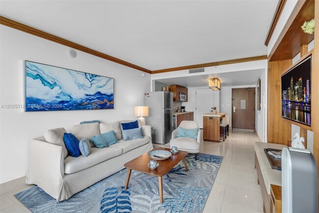 Building Photo - 6801 Collins Ave