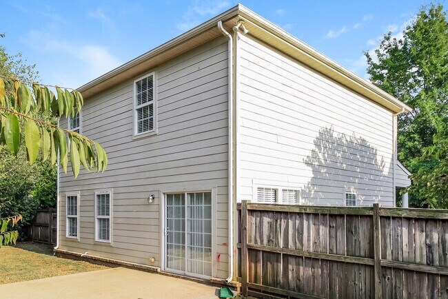 Building Photo - 2907 Morning Mist Ct