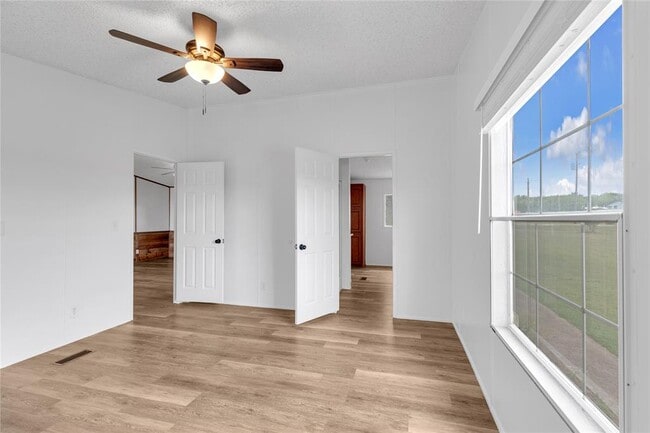 Building Photo - 7012 Bronco Ct