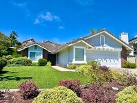 Building Photo - FOR RENT Call For Availability 3Br/3Ba 2128 Sqft Fully Furnished Del Mar Heights Vacation Home, C...