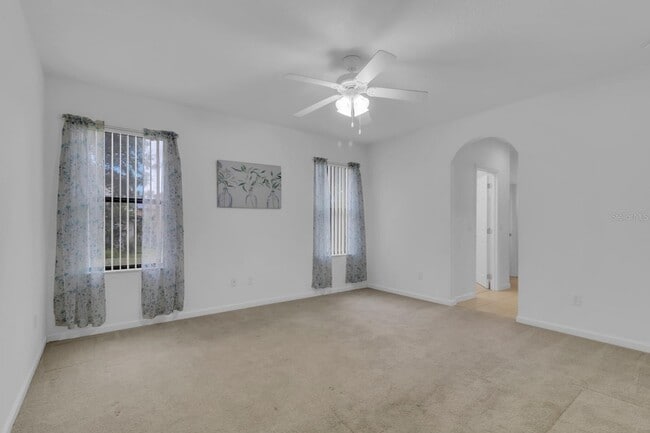 Building Photo - 2943 Casabella Dr