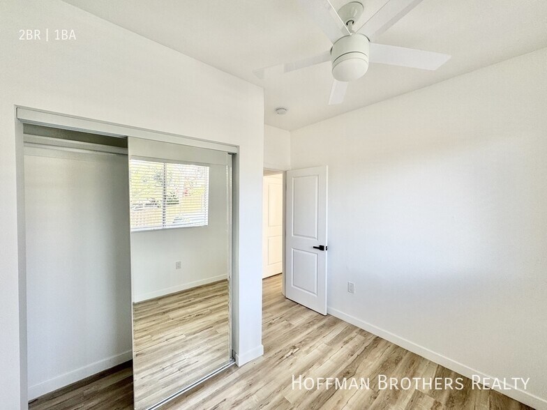 Building Photo - 1411 Mohawk St