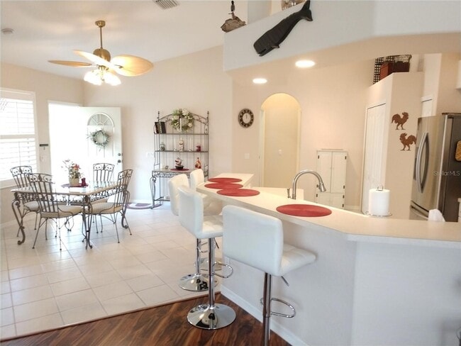 Building Photo - 7202 L Pavia Blvd