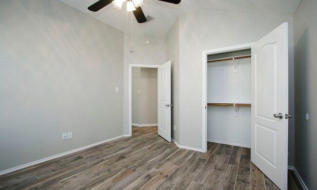 Building Photo - 24918 Oconee Dr