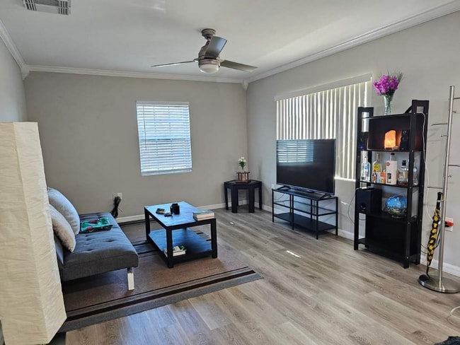 Building Photo - 2117 Ivey Ln