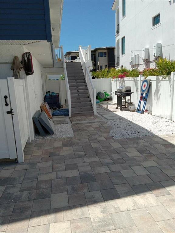 Building Photo - 745 Eldorado Ave