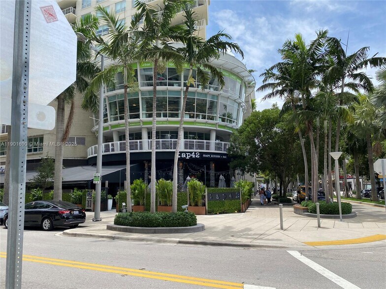 Building Photo - 3301 NE 1st Ave